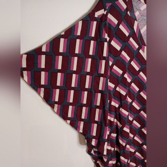 Lane Bryant Flutter Sleeve V-Neck Tee With Adjustable Drawcord Detail Size 34 36 - Picture 2 of 6